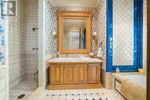 85 The Bridle Path, Toronto, ON - Indoor Photo Showing Bathroom