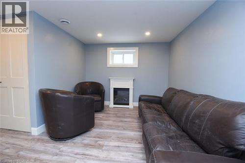 302 East 27Th Street, Hamilton, ON - Indoor