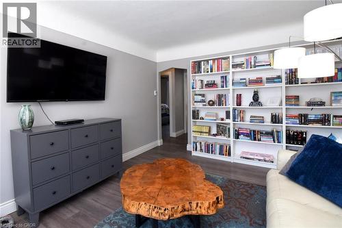 302 East 27Th Street, Hamilton, ON - Indoor