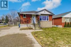 380 EAST 42ND Street  Hamilton, ON L8T 3A7
