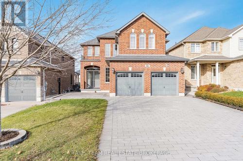 56 JEWEL HOUSE LANE  Barrie, ON L4M 0C4
