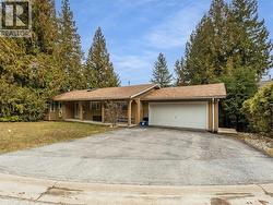 2421 12th Avenue Castlegar, BC V1N 4A9