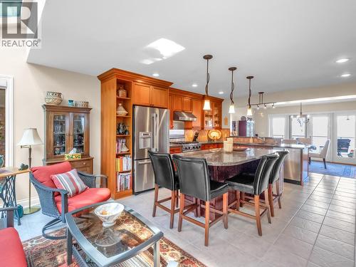 1776 Keloka Drive, West Kelowna, BC - Indoor