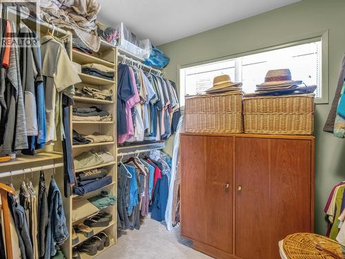 1776 Keloka Drive, West Kelowna, BC - Indoor With Storage