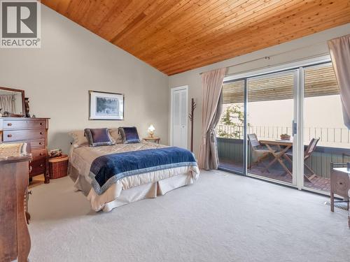 1776 Keloka Drive, West Kelowna, BC - Indoor Photo Showing Bedroom