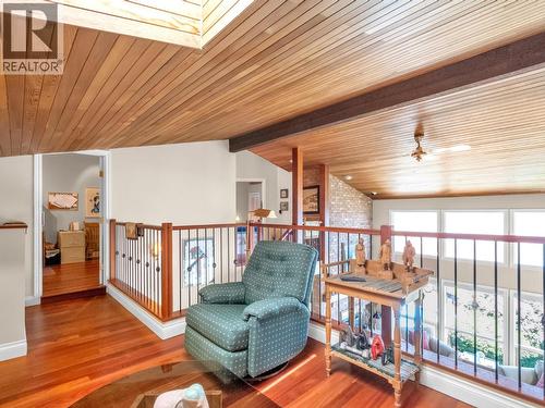 1776 Keloka Drive, West Kelowna, BC - Indoor Photo Showing Other Room
