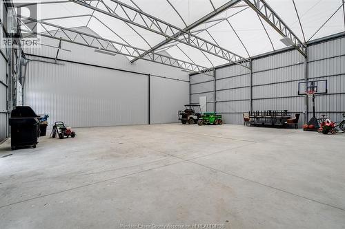 496 County Rd 34, Ruthven, ON -  Photo Showing Garage