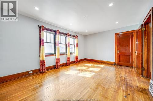 358 Partington, Windsor, ON - Indoor Photo Showing Other Room