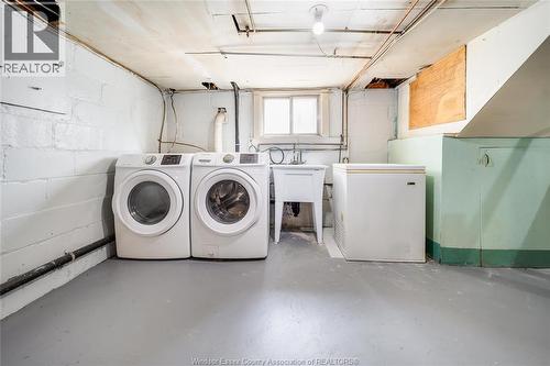358 Partington, Windsor, ON - Indoor Photo Showing Laundry Room