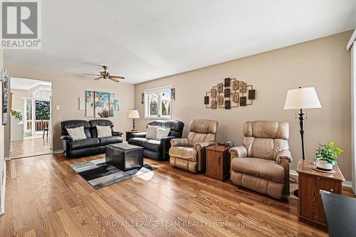 Living room towards kitchen - 90 Moresby Drive, Ottawa, ON - Indoor Photo Showing Living Room