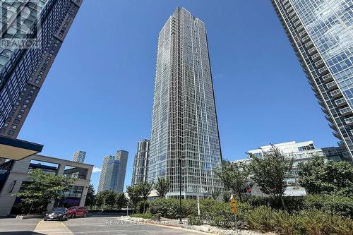 2505 - 2916 HIGHWAY 7 ROAD  Vaughan, ON L4K 0K6