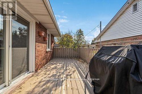 20 Suburban Drive, Mississauga, ON - Outdoor With Deck Patio Veranda