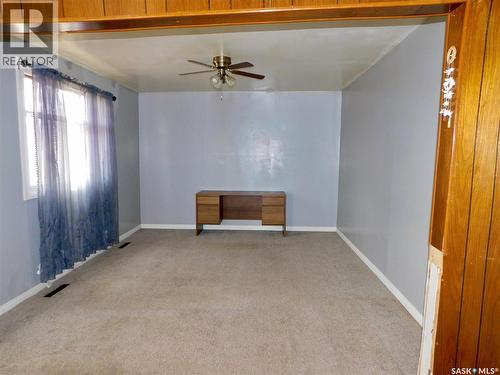 220 2Nd Street E, Lafleche, SK - Indoor Photo Showing Other Room
