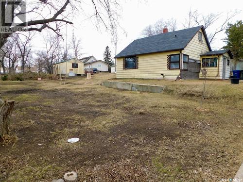 220 2Nd Street E, Lafleche, SK - Outdoor