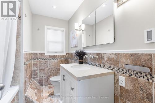 2176 Florian Road, Mississauga, ON - Indoor Photo Showing Bathroom
