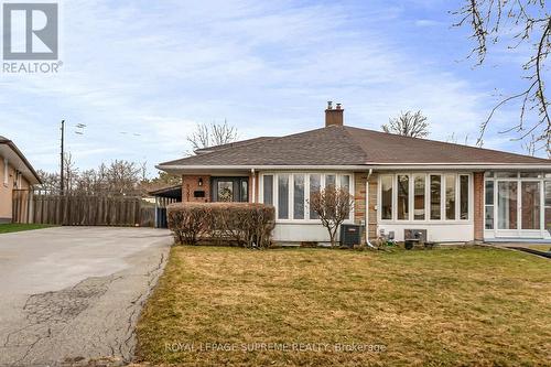 2391 PADSTOW CRESCENT  Mississauga, ON L5J 2G2
