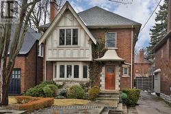 268 GLENGROVE AVENUE W Toronto, ON M5N 1W2