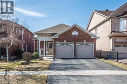 2546 NICHOLS Drive Oakville, ON L6H 7L3