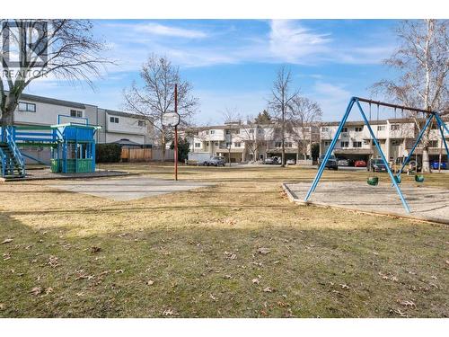 1985 Burtch Road Unit# 14, Kelowna, BC - Outdoor