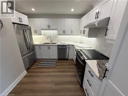 59 Szollosy Circle, Hamilton, ON - Indoor Photo Showing Kitchen With Stainless Steel Kitchen With Upgraded Kitchen