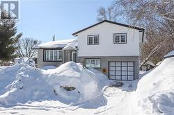 294 Pine Street Lively, ON P3Y 1N1