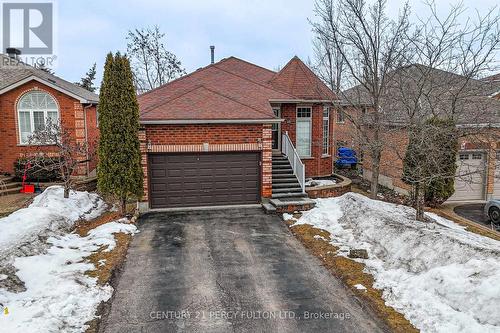 25 Crompton Drive, Barrie, ON - Outdoor