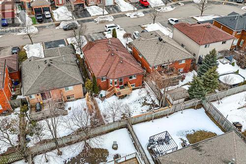 25 Crompton Drive, Barrie, ON - Outdoor