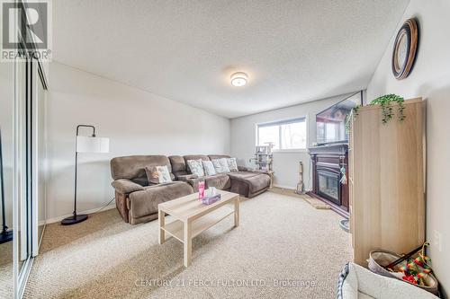 25 Crompton Drive, Barrie, ON - Indoor
