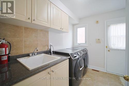 4635 Beaufort Terrace, Mississauga, ON - Indoor Photo Showing Laundry Room