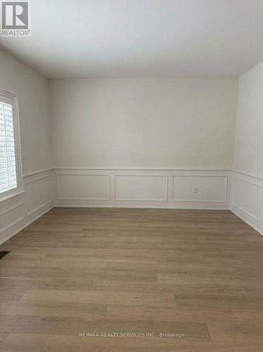 Main floor family room - 2432 Marisa Court, Mississauga, ON - Indoor Photo Showing Other Room