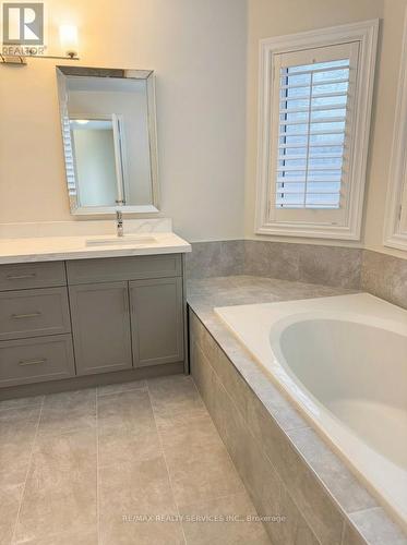 6pce spa like ensuite bath with soaker tub - 2432 Marisa Court, Mississauga, ON - Indoor Photo Showing Bathroom