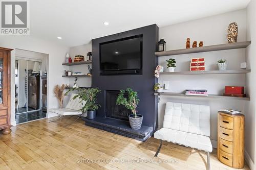2811 Constable Road, Mississauga, ON - Indoor With Fireplace
