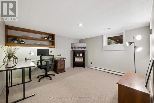 757 Westmount Road W, Kitchener, ON - Indoor Photo Showing Office