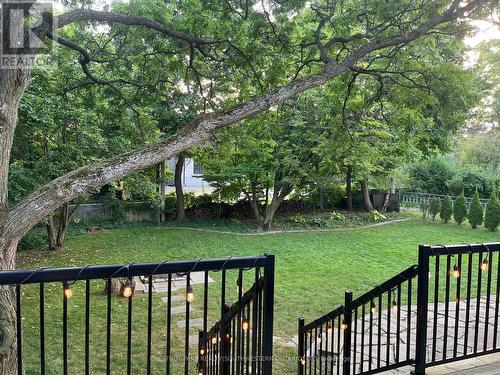 757 Westmount Road W, Kitchener, ON - Outdoor