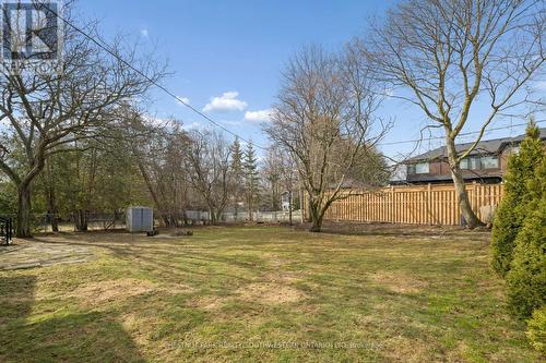 757 Westmount Road W, Kitchener, ON - Outdoor