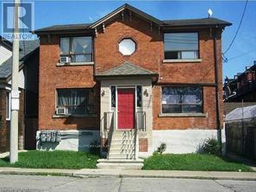 8 St Matthews Avenue, Hamilton, ON - Outdoor