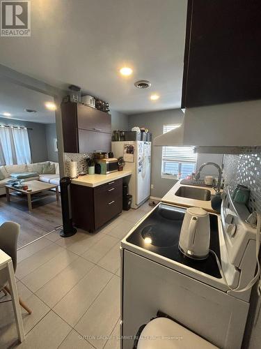 8 St Matthews Avenue, Hamilton, ON - Indoor