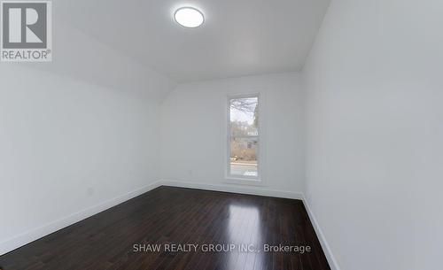 80 Lancaster Street W, Kitchener, ON - Indoor Photo Showing Other Room