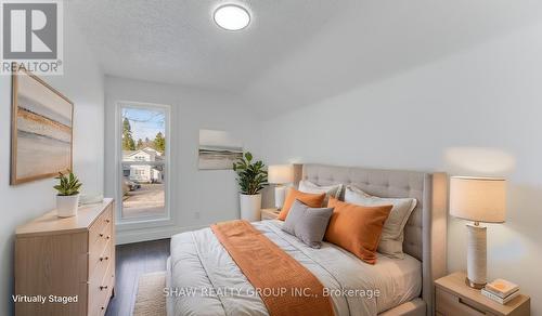 80 Lancaster Street W, Kitchener, ON - Indoor Photo Showing Bedroom