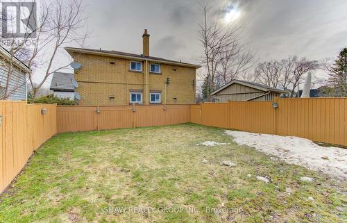 80 Lancaster Street W, Kitchener, ON - Outdoor