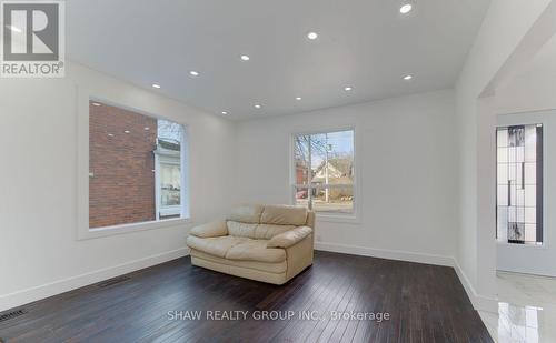 80 Lancaster Street W, Kitchener, ON - Indoor