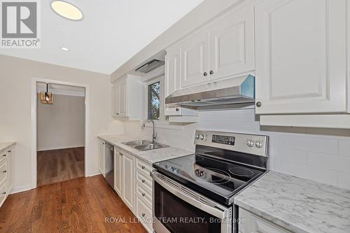 1825 Yale Avenue, Ottawa, ON - Indoor Photo Showing Kitchen With Double Sink