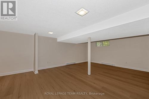 1825 Yale Avenue, Ottawa, ON - Indoor Photo Showing Other Room