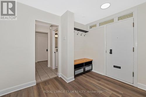 1825 Yale Avenue, Ottawa, ON - Indoor Photo Showing Other Room