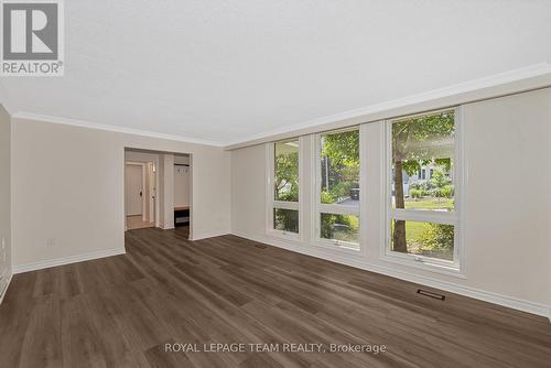 1825 Yale Avenue, Ottawa, ON - Indoor Photo Showing Other Room