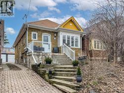 46 LORINDALE AVENUE Toronto, ON M5M 3C2