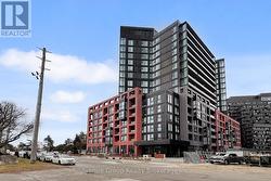 631 - 8 TIPPETT ROAD Toronto, ON M3H 0E7