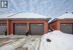 10 ISHERWOOD Avenue Unit# 18  Cambridge, ON N1R 8L5