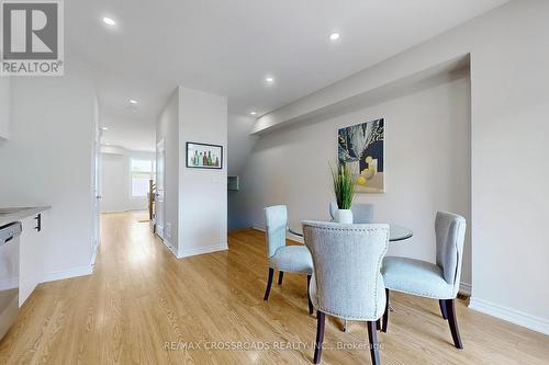 384 Okanagan Path, Oshawa, ON - Indoor Photo Showing Dining Room