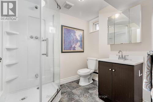 11 Garrick Road, Toronto, ON - Indoor Photo Showing Bathroom